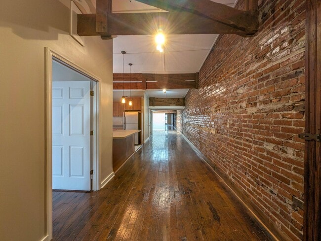 Photo - 112 E Cameron St