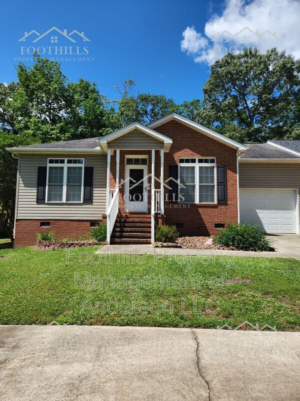 Photo - 141 Ashton Ln House