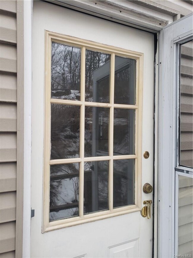 Photo - 51 Hillandale Ave Unidad 2