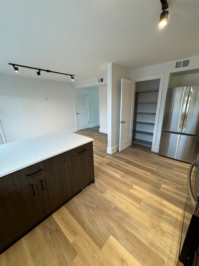 despensa - 603 S McKinley Ave Apartamentos Unidad 1n