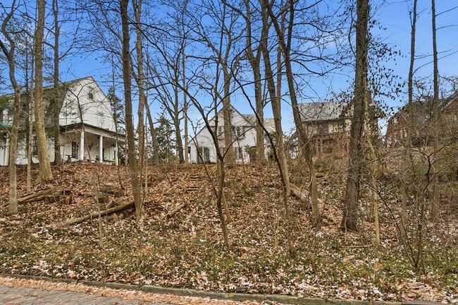 Photo - 2104 Iuka Ave