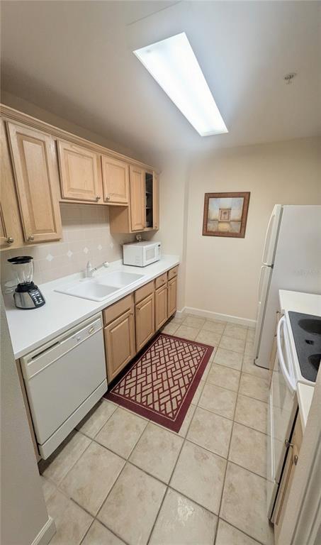 Photo - 750 N Tamiami Trl Unit 1204