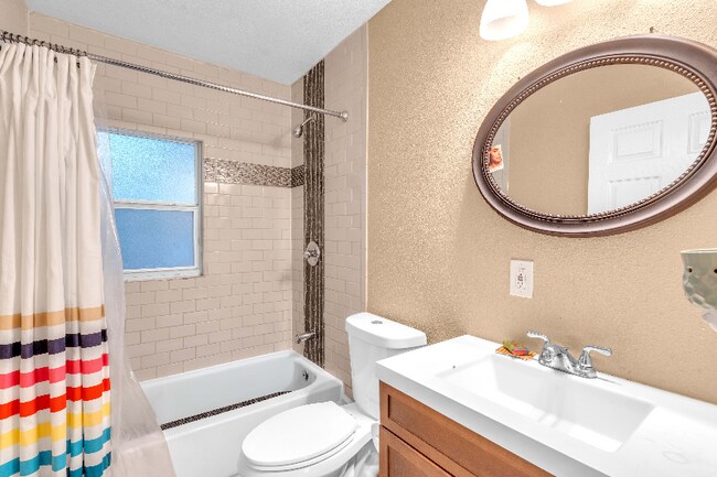 Photo - 3501 Bishop Eddie Newkirk Wy