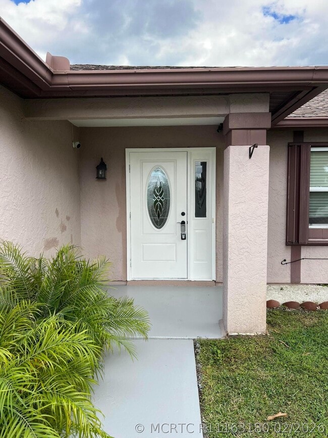 1561 SE Appamattox Terrace