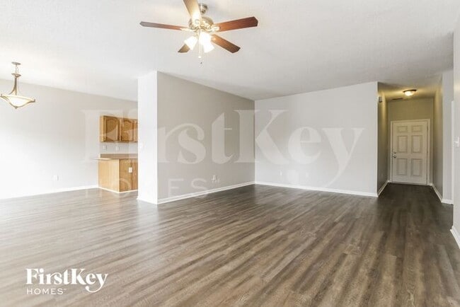 Photo - 8129 Red Barn Ct