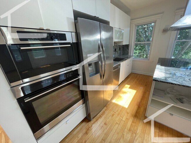 Photo - HOT CAMBRIDGE LISTING!!!!!