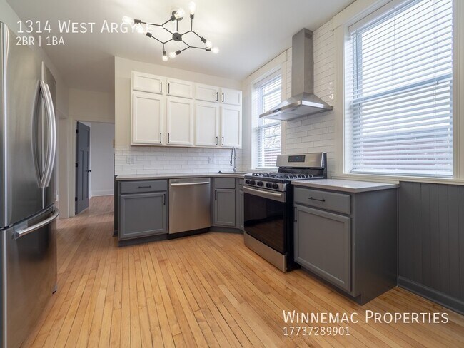 Photo - 1314 West Argyle-1 Unidad 1