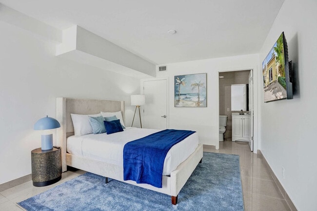 Building Photo - 905 N Federal Hwy Unit SI ID1504020P