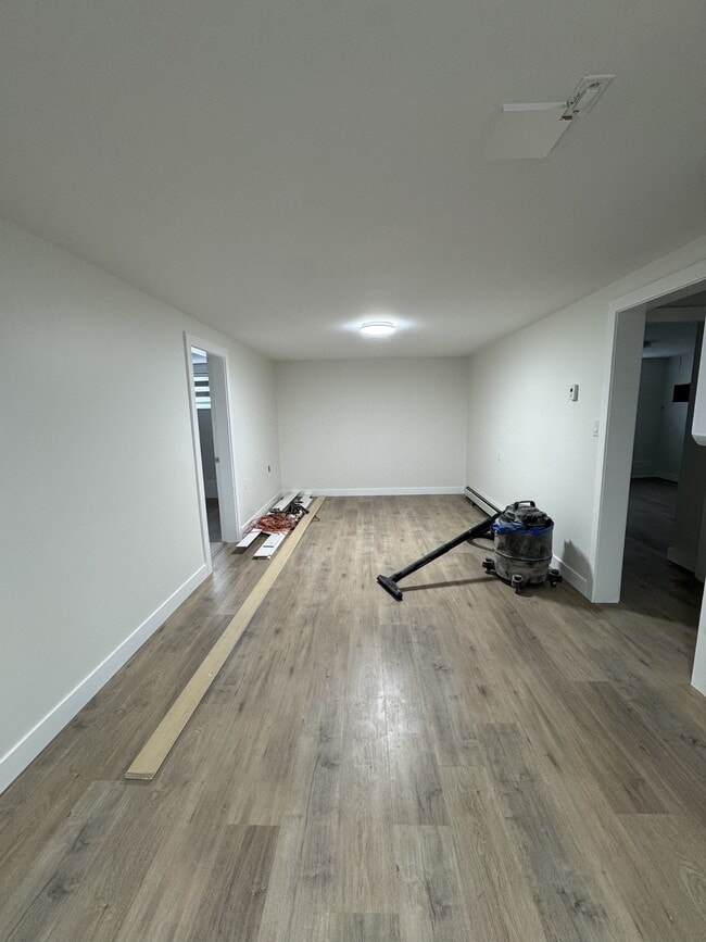 Photo - 2440 Ware St