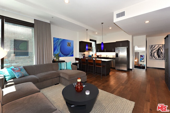 Photo - 655 S Hope St Unit 1205