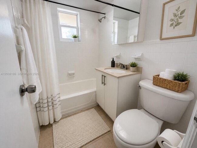 Photo - 241 S Royal Poinciana Blvd Unit 310