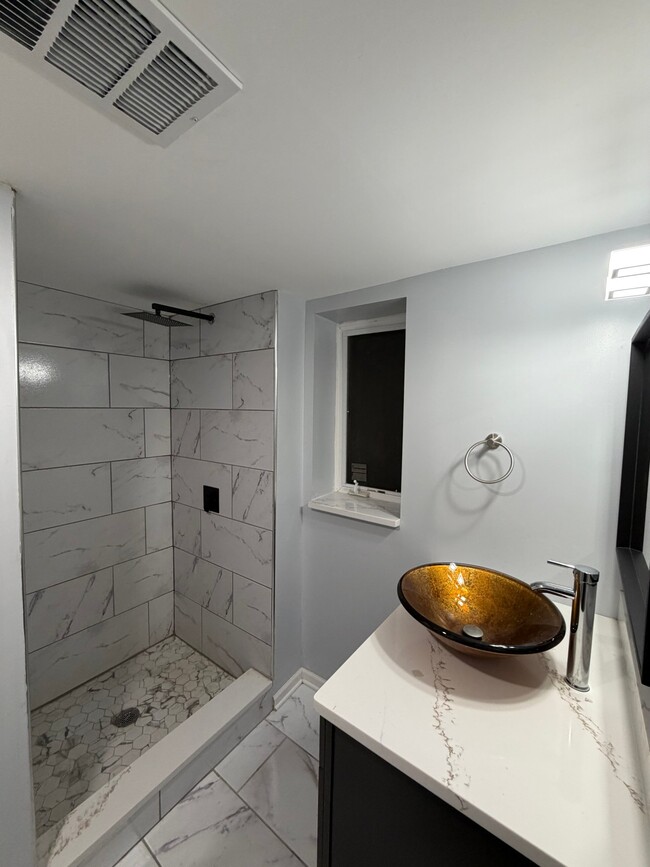 Photo - 4849 S Paulina St