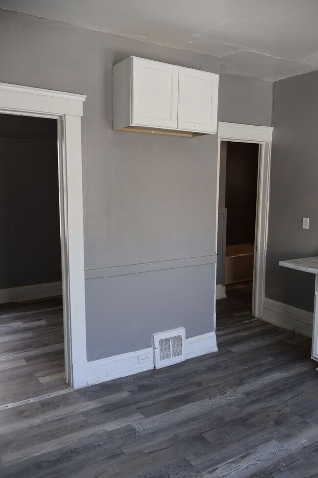 Photo - 6812 Whitney Ave Unit 2