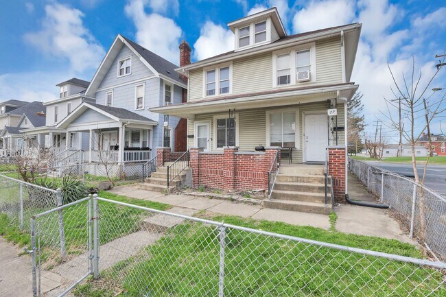 27-29 S Terrace Ave