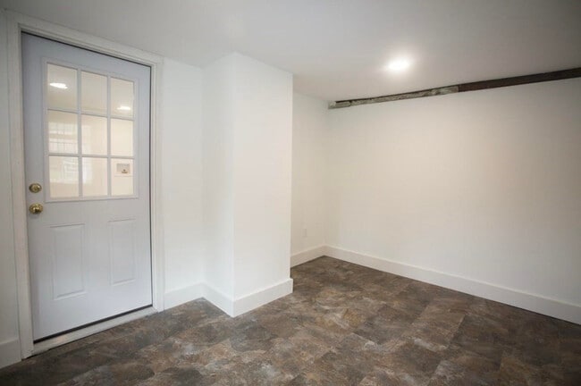 Photo - 21 Meadow St Unit 2