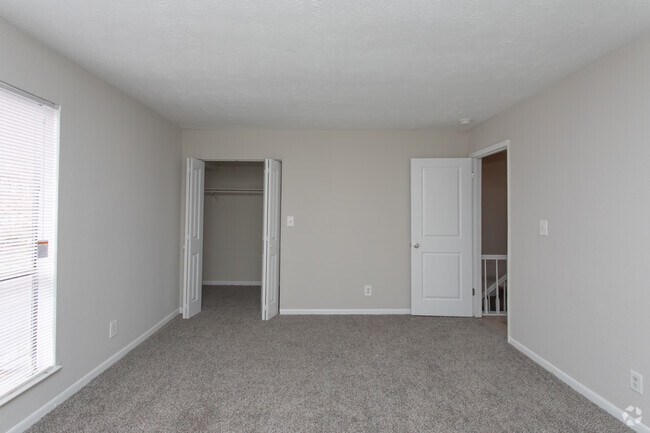 3BR, 2BA