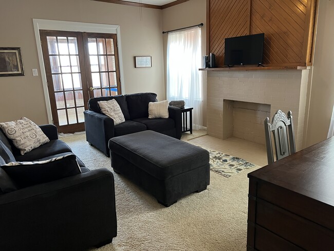Building Photo - 45 W Fall Creek Pkwy S Dr Unit FC03 Rental