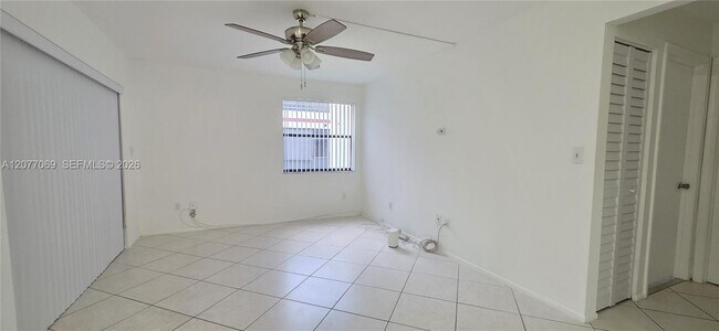 20125 NE 3rd Ct Unit 3
