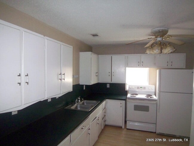 Photo - 2305 27th St