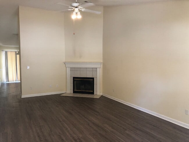 Photo - Upgraded 2 bed/ 2 bath