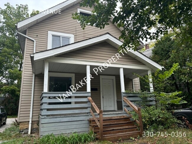 Building Photo - 879 Delia Ave Rental