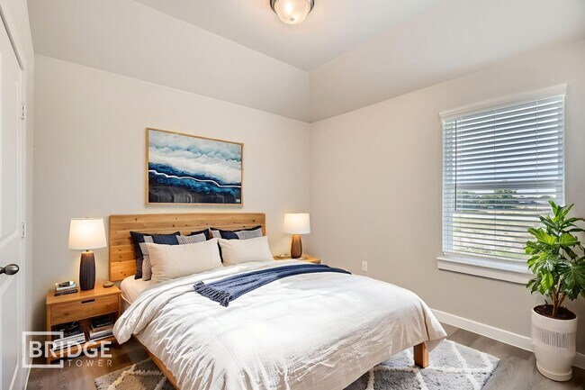 Photo - 1012 Oliver Dr
