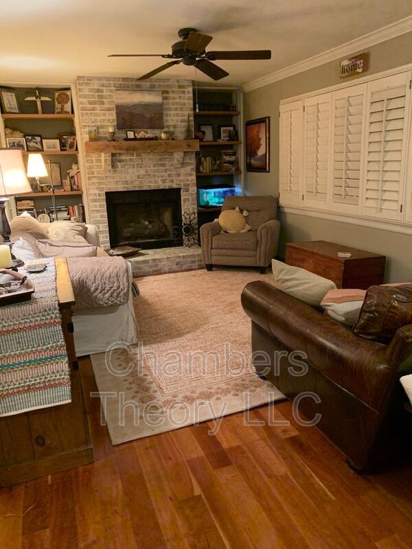 Photo - 16 Honeybee Ave