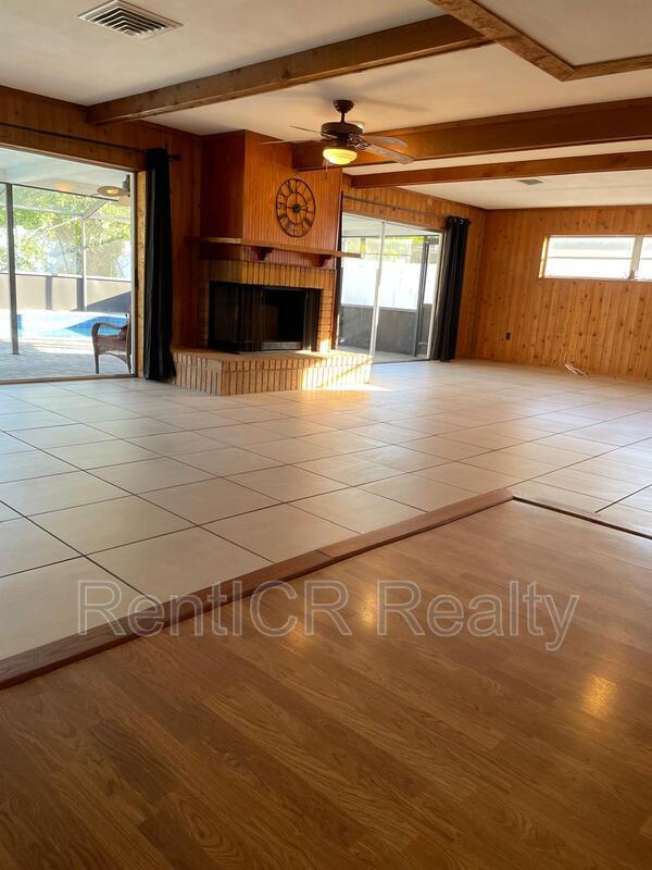 Photo - 810 Maple Ridge Rd