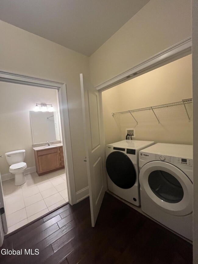 Photo - 256 Broadway Unit 205