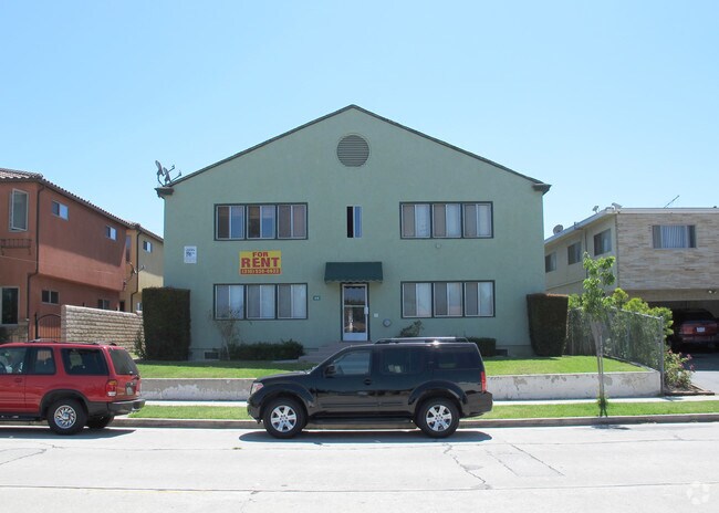 516 Bay View Ave