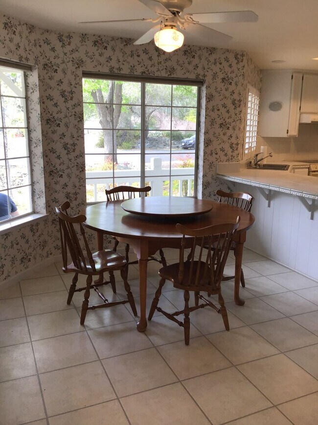 Photo - Beautiful Lake Wildwood Home on Cul-de-sac