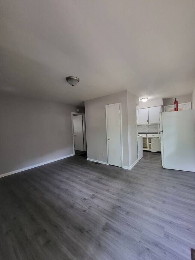 Photo - 2004 Elgin Dr Unidad 2004 Elgin Dr.   B