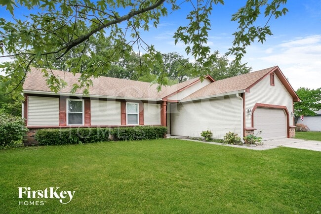 8522 Summertree Ln