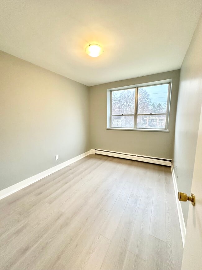 Photo - Victoria Apartments