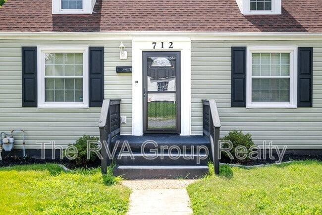 712 Hill Top Dr