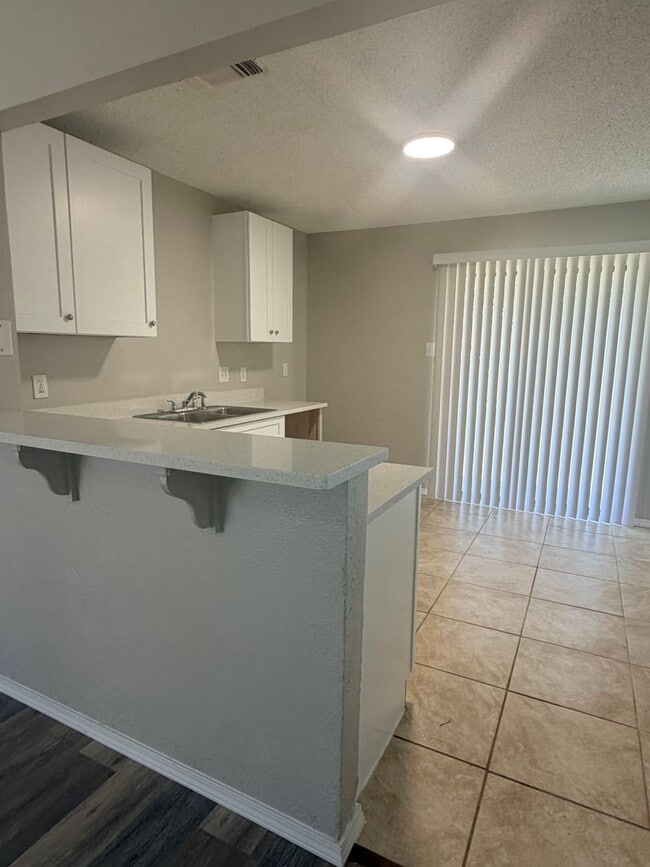 Photo - Newly Updated & Move-In Ready!! 2 bedroom 1 bath house in Lake Worth