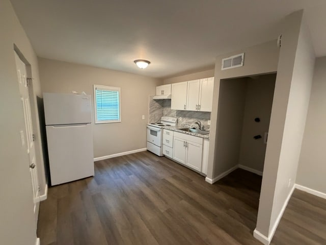 Photo - Room in Apartment on Gresham Park Dr