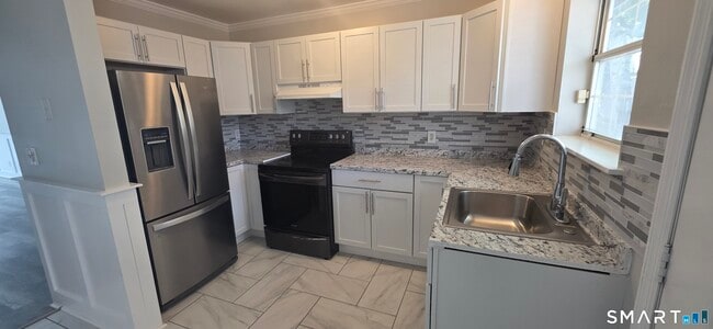 Photo - 769 Sylvan Ave Unit APT 13