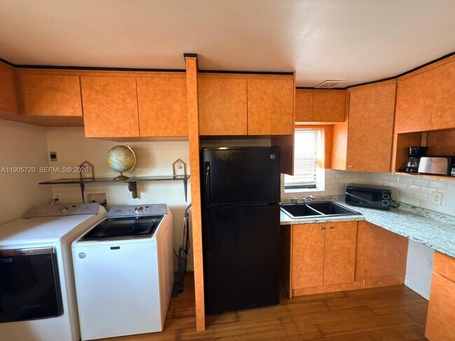 Photo - 11460 NW 37th St Unit 11460