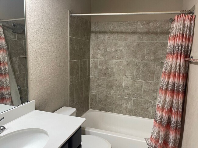 Photo - 4 Bedroom/3.5 Bath Kallison Ranch