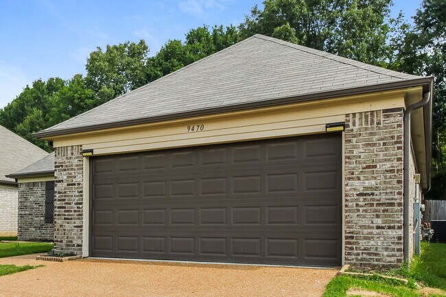 Photo - 9470 Eckley Pl