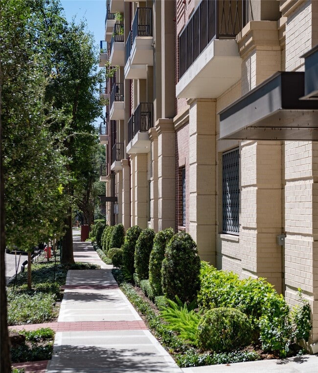 Photo - 160 Birdsall St Unit 1231