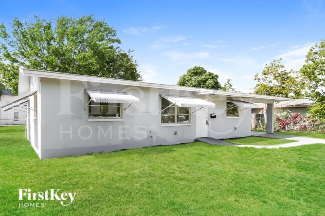 Photo - 844 Date Palm Dr