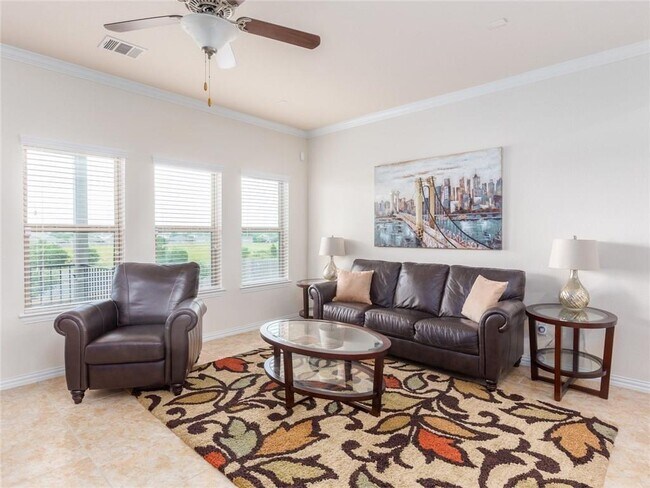 Photo - 508 Cerrito Cove