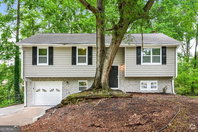 Building Photo - 2815 Fox Hall Ln N Rental
