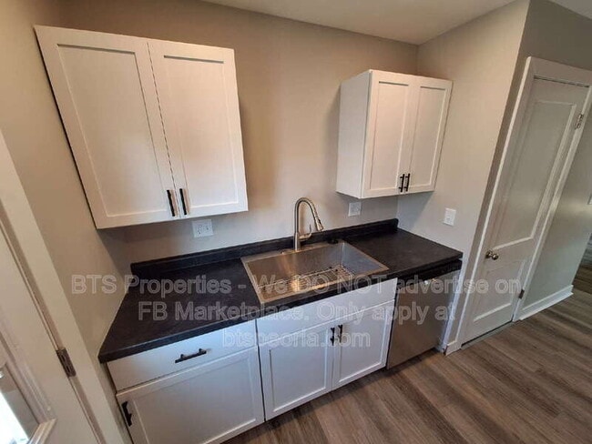 Photo - 813 E Sciota Ave