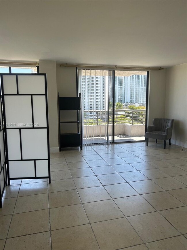 Photo - 3300 NE 191st St Unit 707