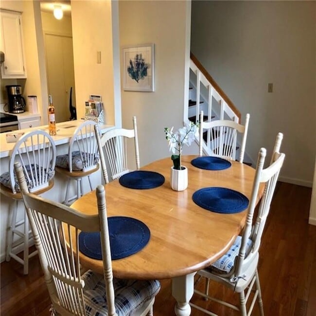 Photo - 226 Goddard Row