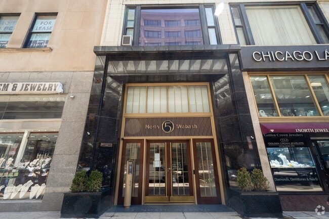 Building Photo - 5 N Wabash Ave Unit 1703 Rental