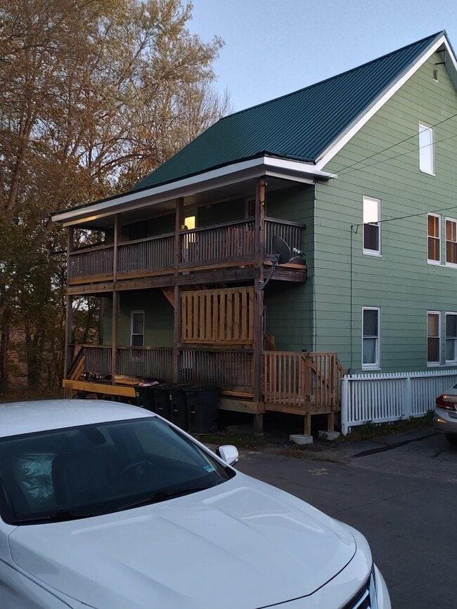 Photo - 6 Waldo St Unit Apt-2